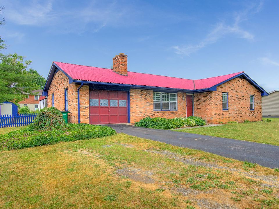 1st image of 275 Ash Dr