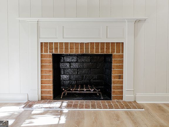 5th image of 255 Brookstone Dr