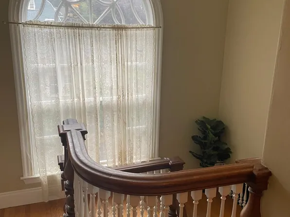 1013 Walnut St, Newton, MA 02461