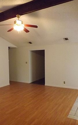 5th image of 8721 Baytree Dr