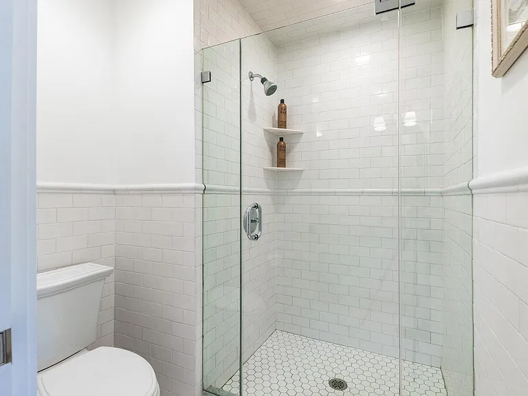 7 Byron Rd — Photo 20