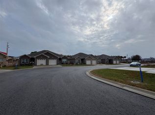 5421 Scottsville Rd, Bowling Green, KY 42104