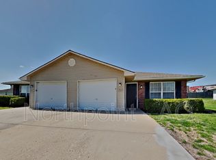 303 NW Woodbury Dr, Grain Valley, MO 64029