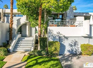 240 W Stevens Rd, Palm Springs, CA 92262