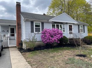 17 Federico Cir, Stoughton, MA 02072