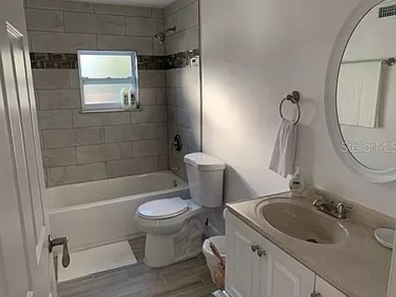 4th image of 2420 E 19th Ave