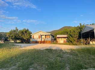 22 Bailey Rd, Leakey, TX 78873