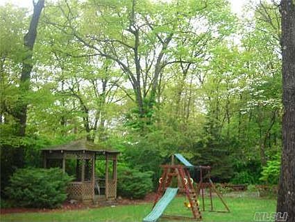 5th image of 30 Pineacre Dr