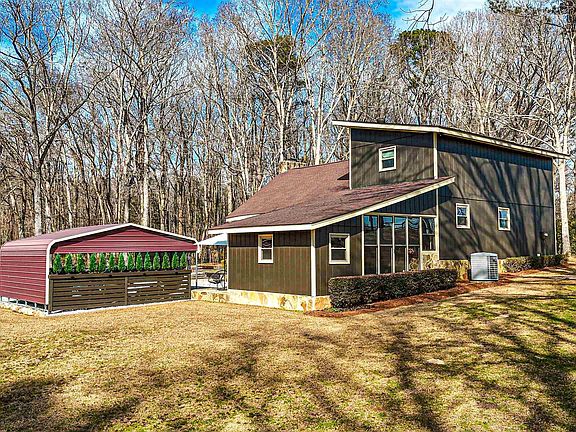 3rd image of 523 Fredonia Church Rd