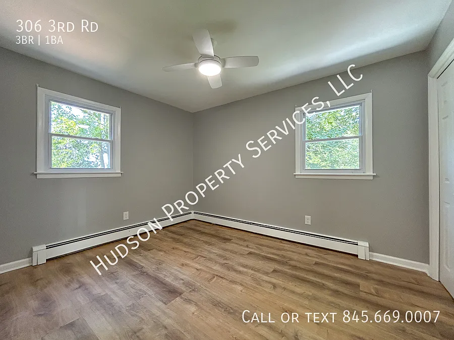 Newly Renovated Home For Rent Near Hillside Lake! — Photo 2