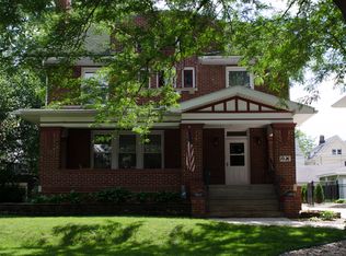 1026 N Institute Pl, Peoria, IL
