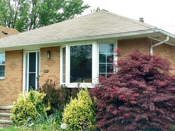 2nd image of 9312 Pinegrove Ave