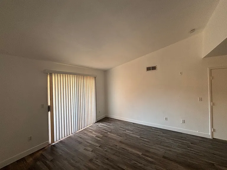 8101 W Flamingo Rd #2061 — Photo 5