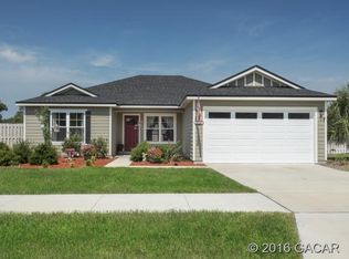902 NW 255th Way, Newberry, FL 32669