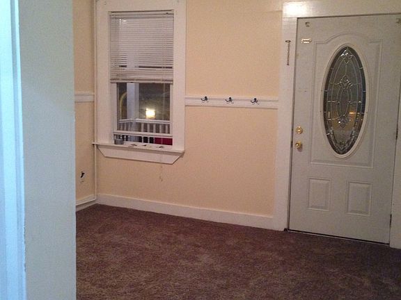 Living room, new paint and rug