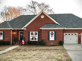1811 J Boy Cir, Cullman, AL 35055