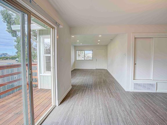 4th image of 638 Metzgar St