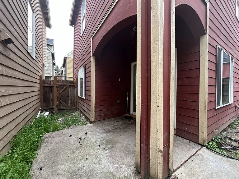 1517 SE 127th Ave #9 — Photo 34