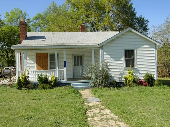 302 Edgewood Ave, Belton, SC 29627