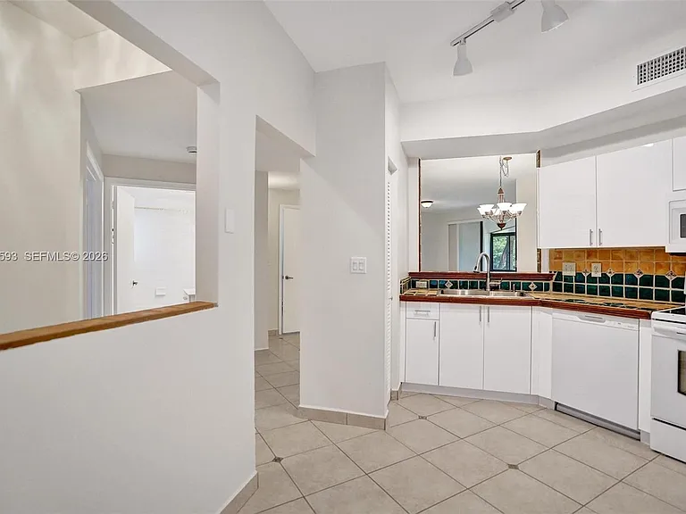 15825 SW 3rd Ct #103 — Photo 8