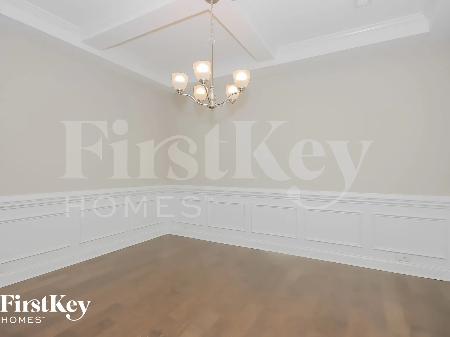 5 bed, 3.0 bath, 2575 sqft, $2,220 — Photo 4