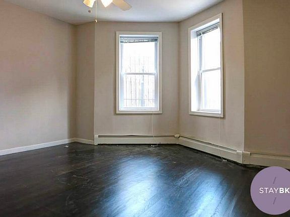 3rd image of 1296 Putnam Ave #1