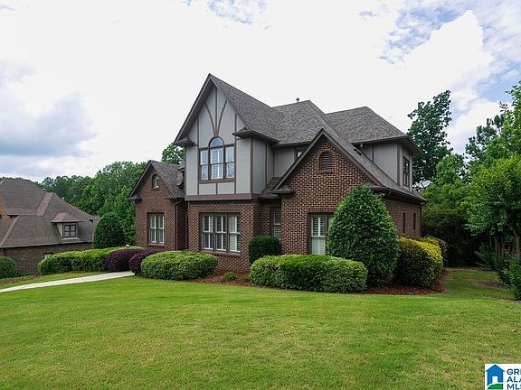 4th image of 1015 Eagle Mountain Ln