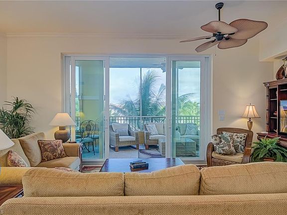 4th image of 2738 Tiburon BLVD E #B-401