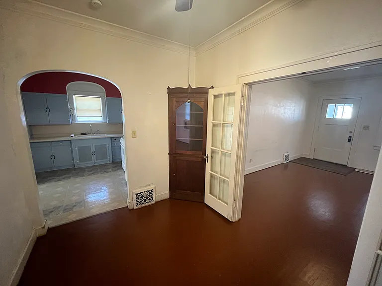 602 W Loucks Ave — Photo 8
