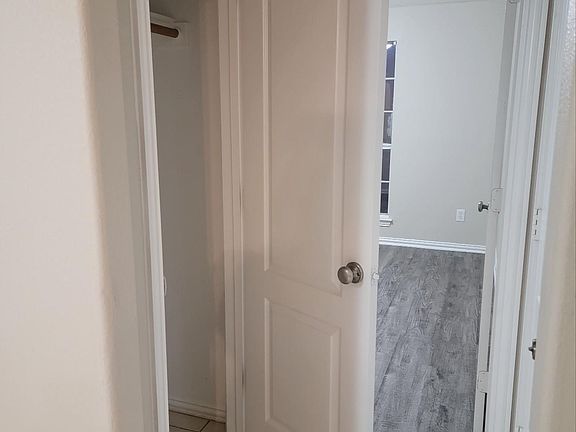 5th image of 5705 Swords Dr #5705