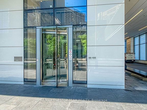 3rd image of 88 Harbour St #2104