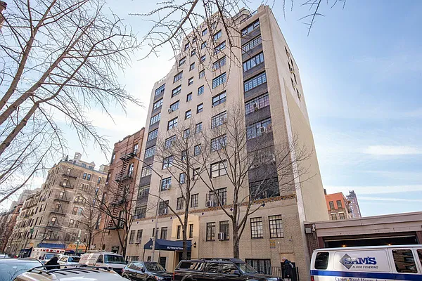 Sold by Compass | media 23