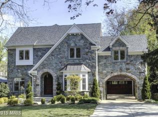 5513 Namakagan Rd, Bethesda, MD 20816