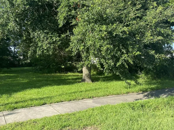 2419 33rd St, Gulfport, MS 39501