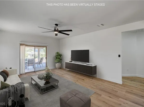 2100 Desert Woods Dr, Henderson, NV 89012