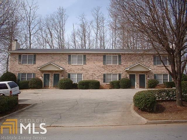1st image of 3073 Spruce Cir