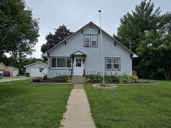 316 E Pearl St, Geneseo, IL 61254