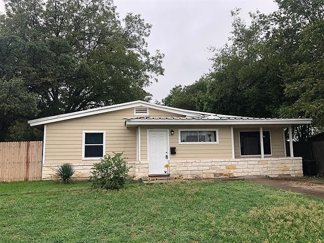 1st image of 2903 Ash Park Dr