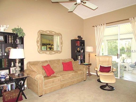 4th image of 4425 Water Oak Bnd