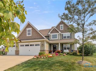 9235 Northpond Ct, Sylvania, OH 43560