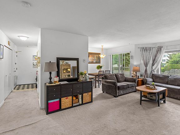 3rd image of 2780 Ware St #105