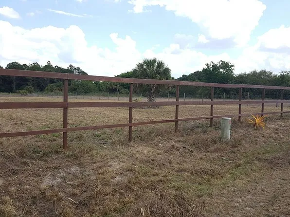 415 S Hacienda St, Clewiston, FL 33440