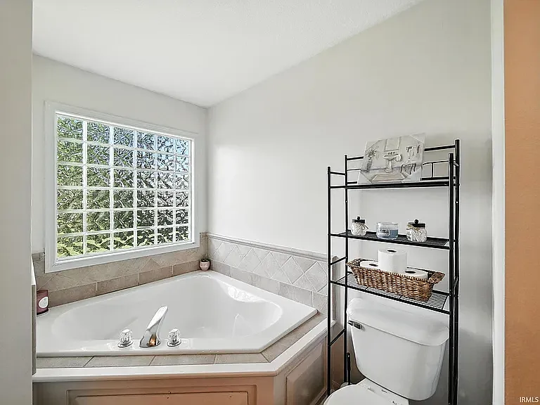 1224 Breaker Bay — Photo 10