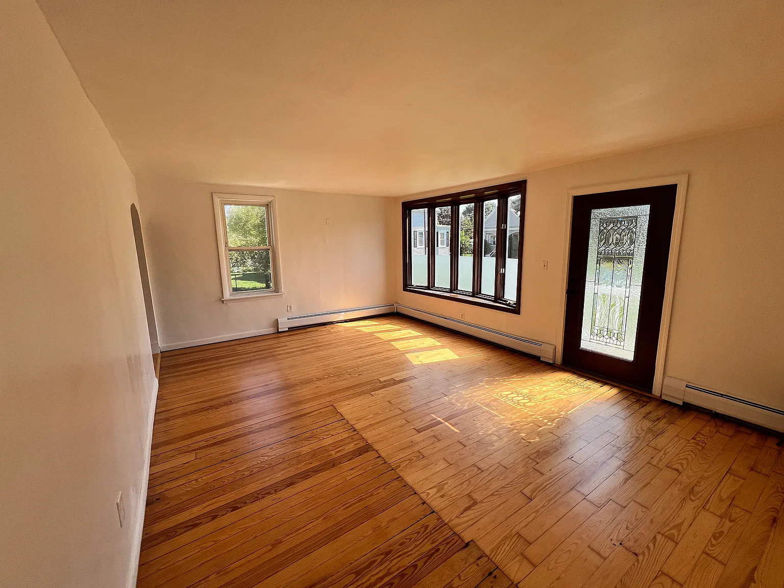 2 bed, 1103 sqft, $2,500 — Photo 2