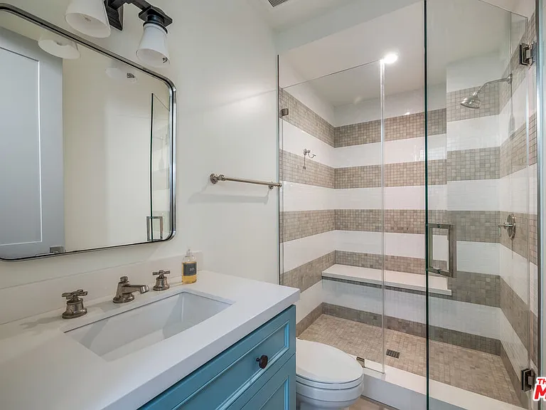 703 Bayview Dr — Photo 20