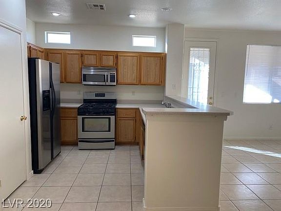 3rd image of 5233 Sundance Canyon Ct