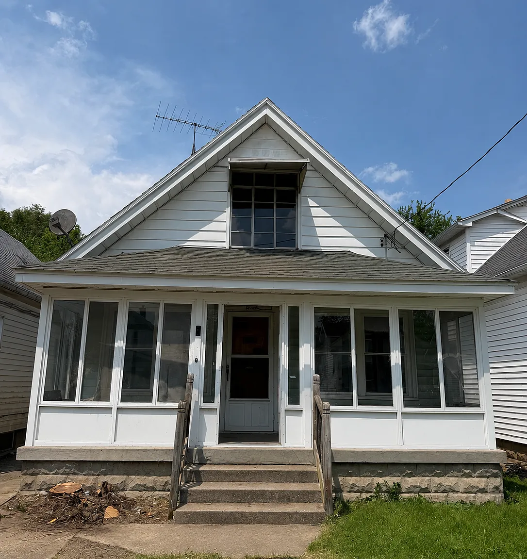 3 bed, 924 sqft, $1,250 — Photo 1