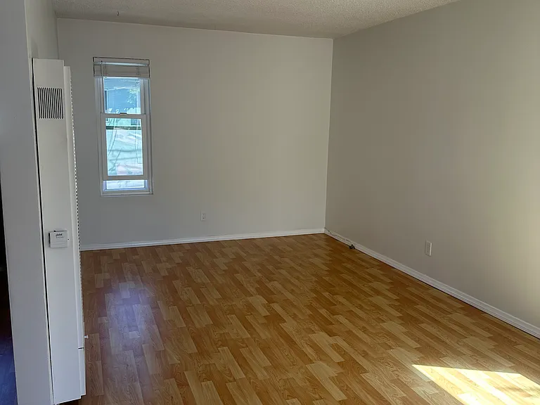 1630 Ocean Ave #B — Photo 6