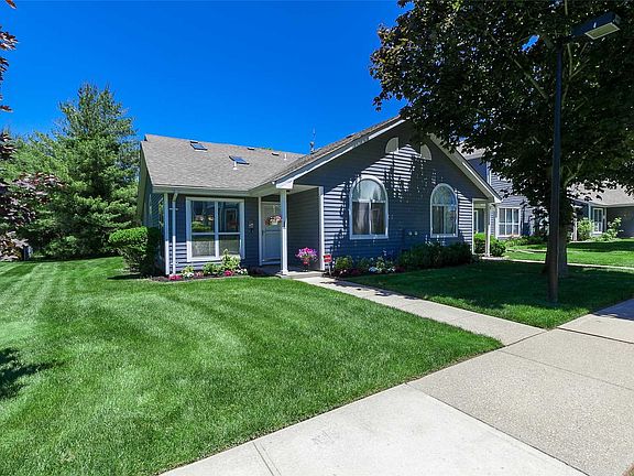 2nd image of 866 Birchwood Park Dr