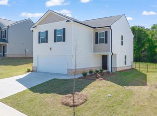 45 Coastal Ln, Statham, GA 30666
